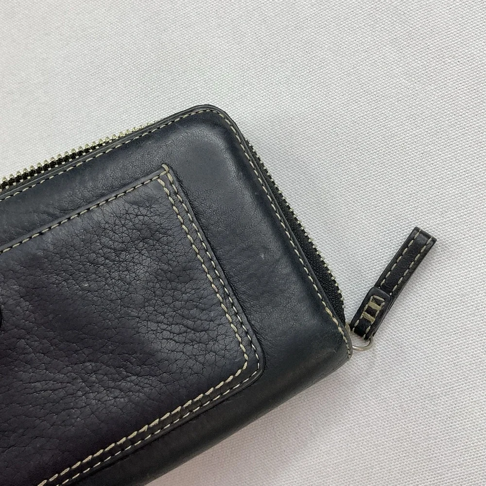 Vintage Coach Wallet Chelsea Pebbled Leather Black Zip Around Credit Card Long